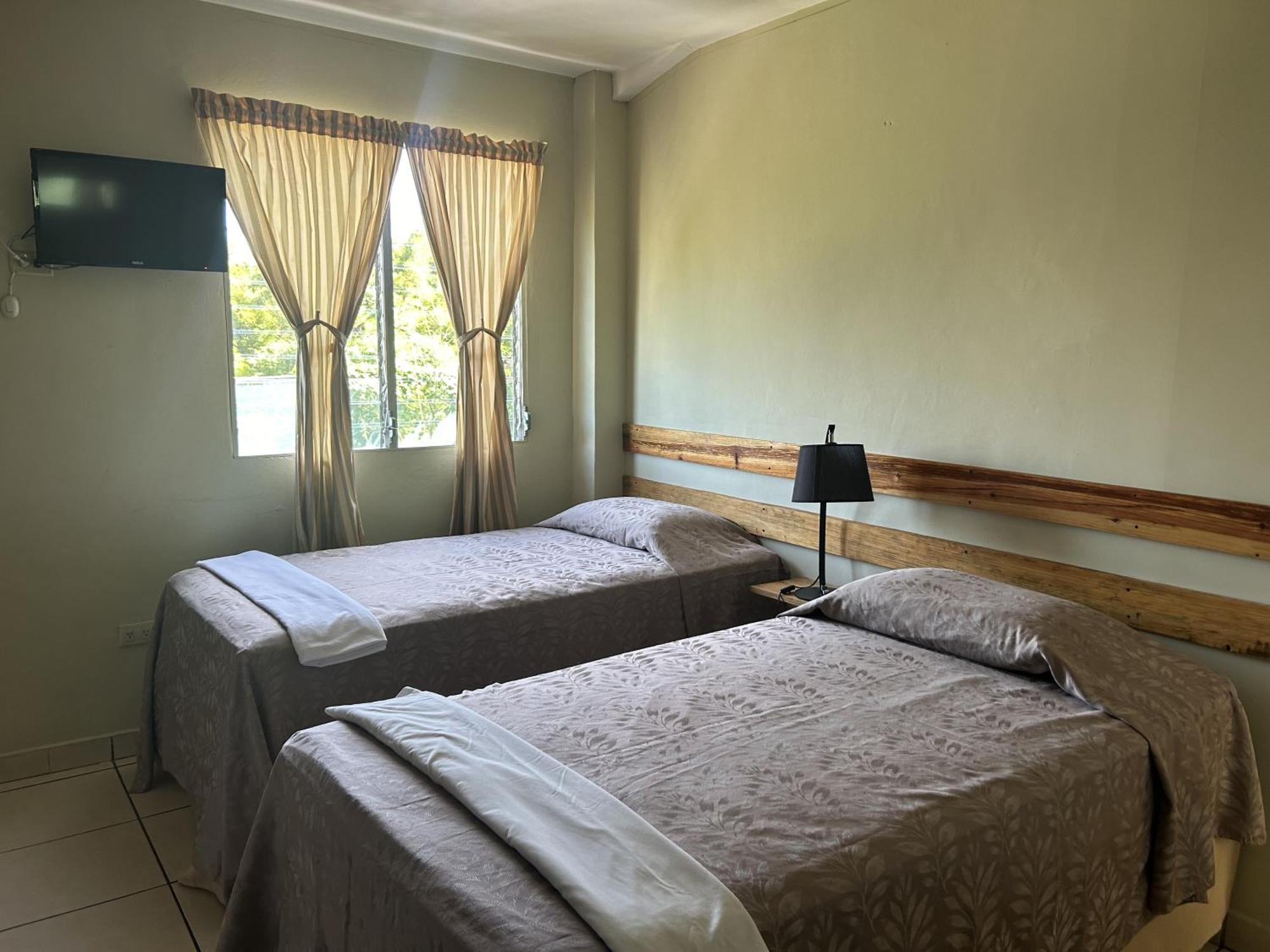 Hotel Andoria سان سلفادور المظهر الخارجي الصورة